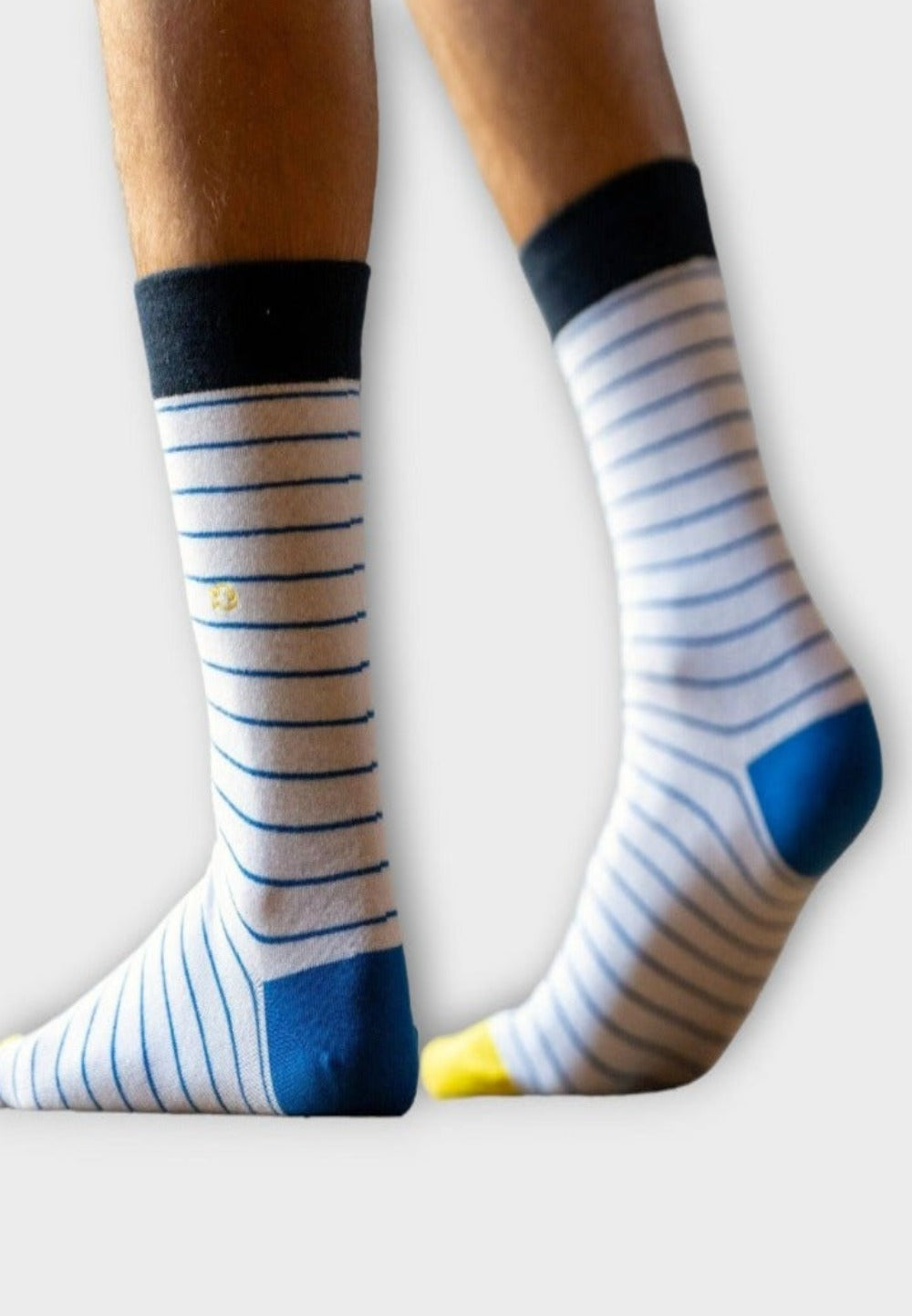 Handmade Cotton Socks For Men - White and Blue Stripes – Testimu