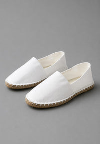 Alpargatas vascas de yute en color blanco