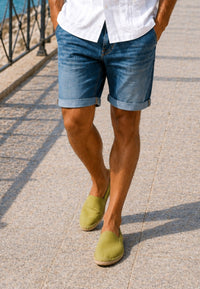 Alpargatas vascas de yute en color verde bambú