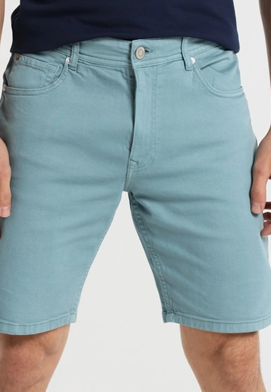 Bermudas de Hombre verde clara