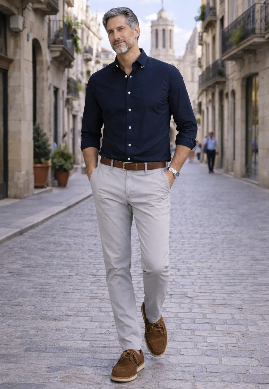 Camisa Oxford azul marino semi entallada