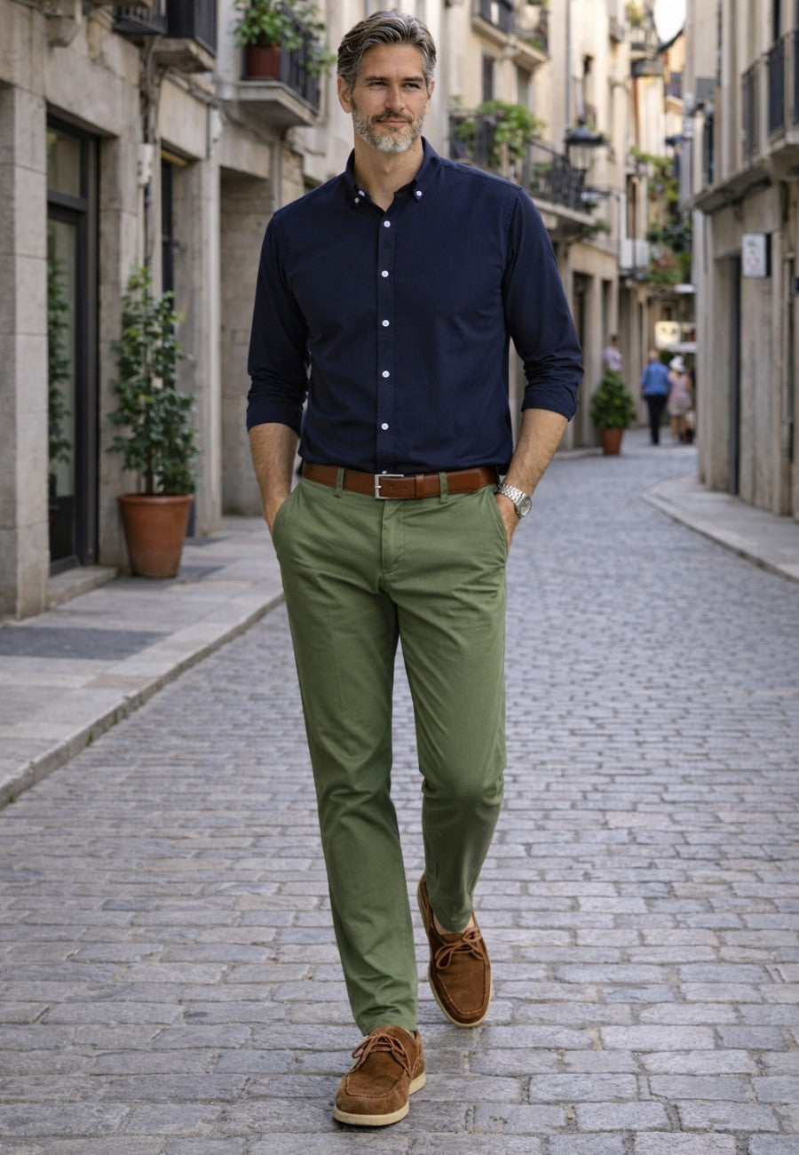 Camisa Oxford azul marino semi entallada