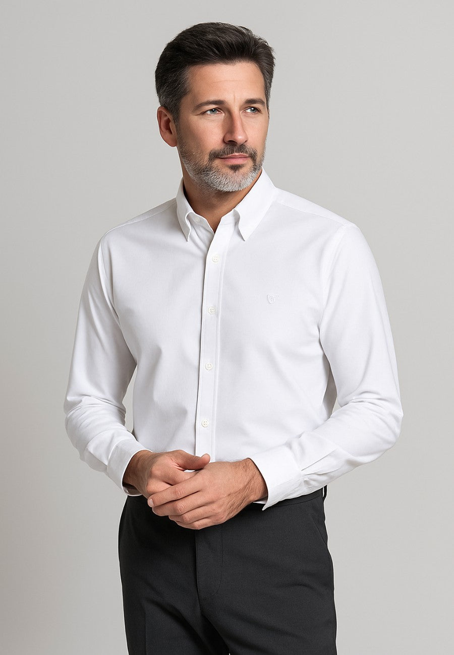 Camisa Oxford manga larga de hombre en color blanco