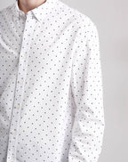 Camisa Oxford de hombre Blanca con lunares negros en testimu.com de T'estimu moda
