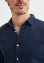 Camisa azul marino de Lino 100x100 para hombre