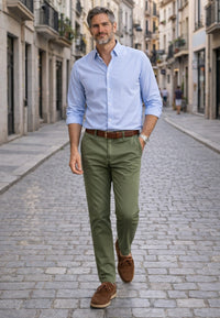 Camisa Oxford azul cielo semi entallada