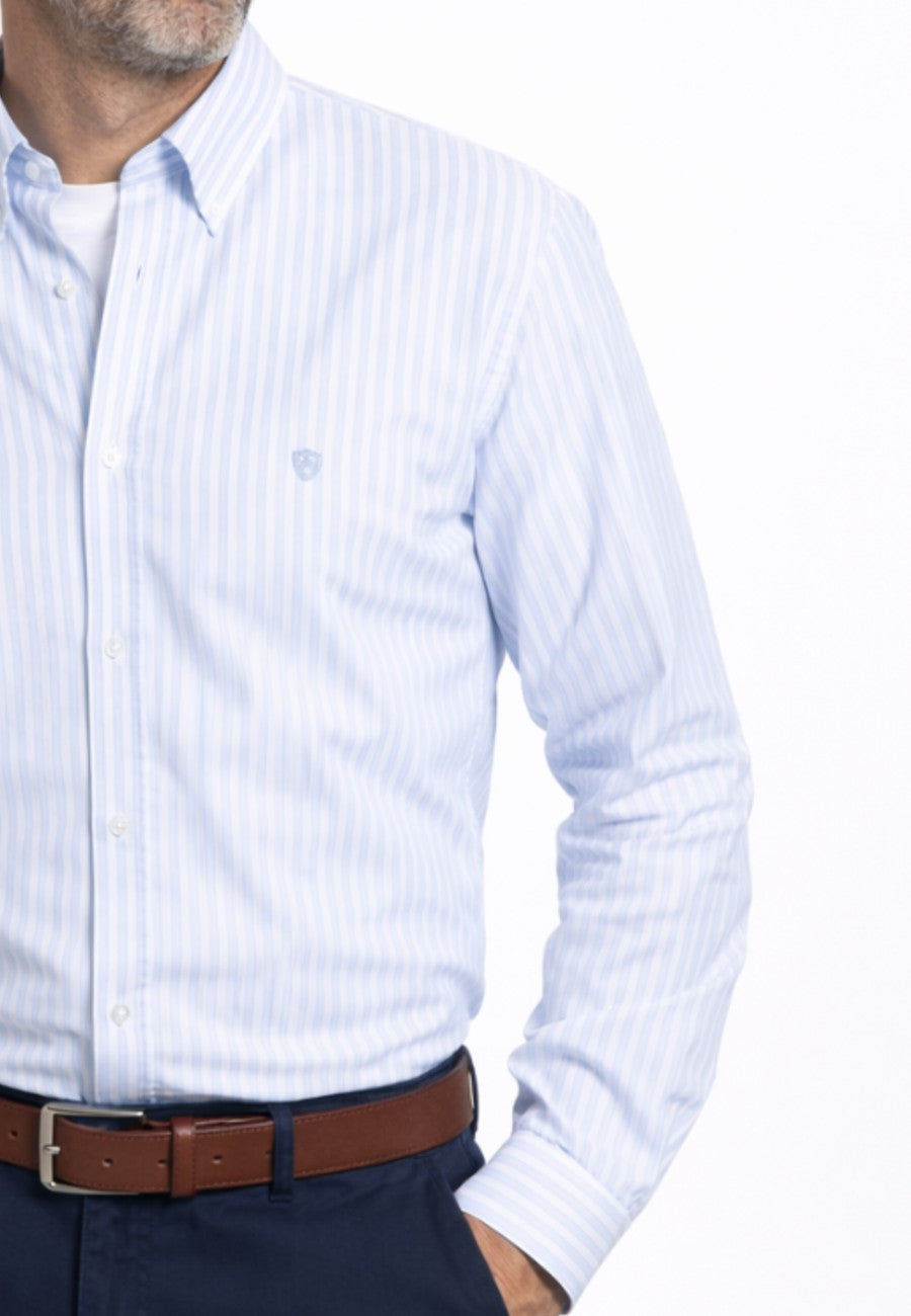 Camisa casual de hombre en dobles rayas celeste