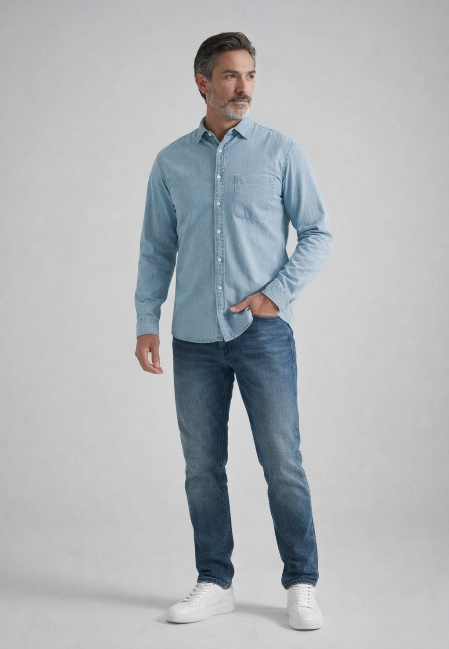 Camisa vaquera de corte recto color azul cielo