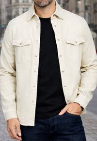 Sobrecamisa vaquera en corte recto de color hueso