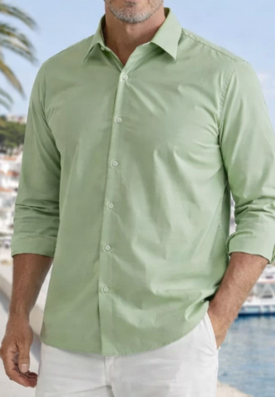 Camisa verde de corte confort y sin necesidad de planchar