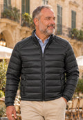 Chaqueta acolchada superligera de hombre en color negro