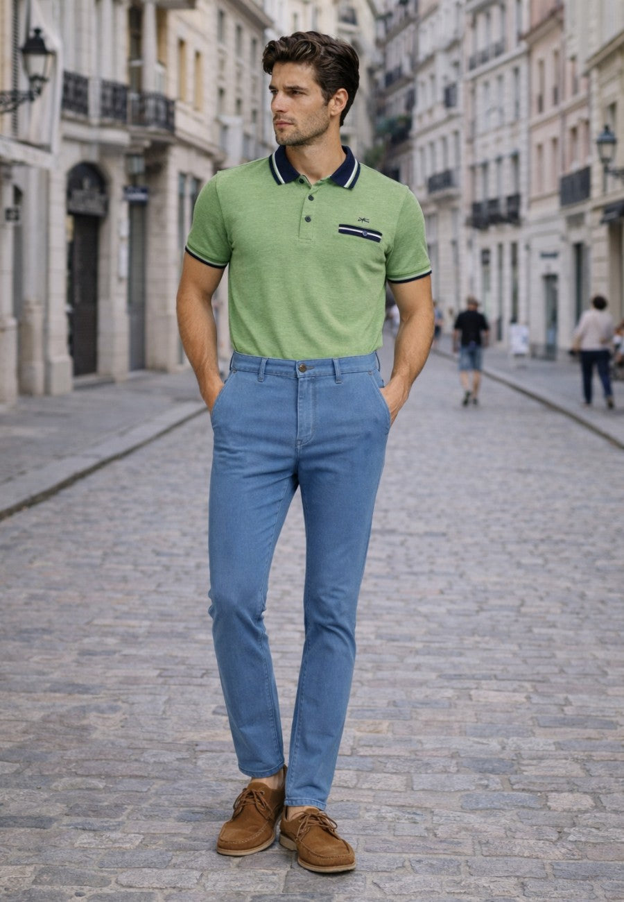 Pantalones tejanos tipo chinos de corte recto y tiro alto. Sport 505 Azul claro