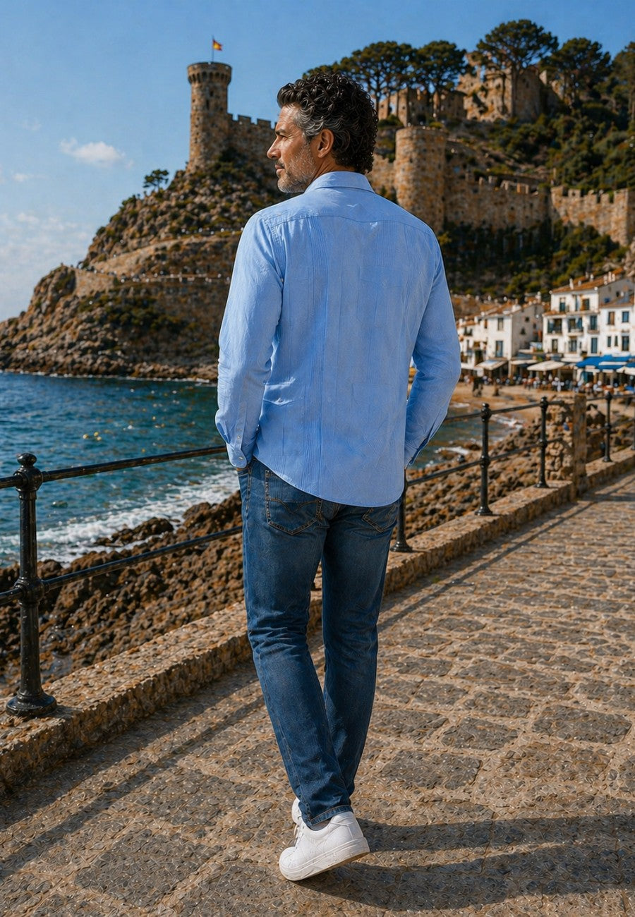 Camisa guayabera de sastrería en lino color celeste - hasta la talla 6XL