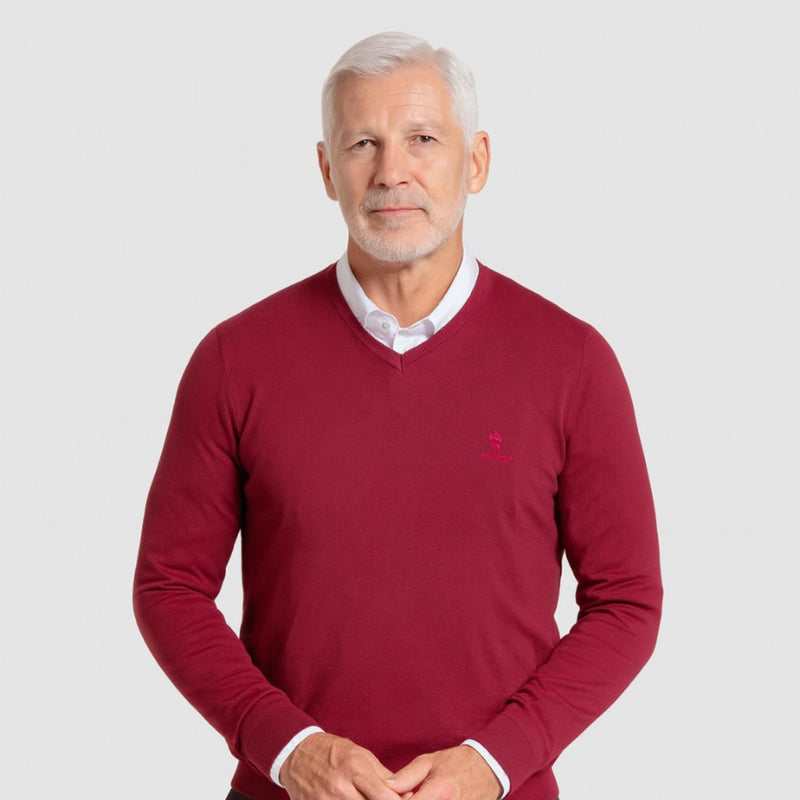 Jersey Básico cuello de pico en color granate