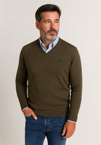 Jersey de punto con cuello de pico para hombre