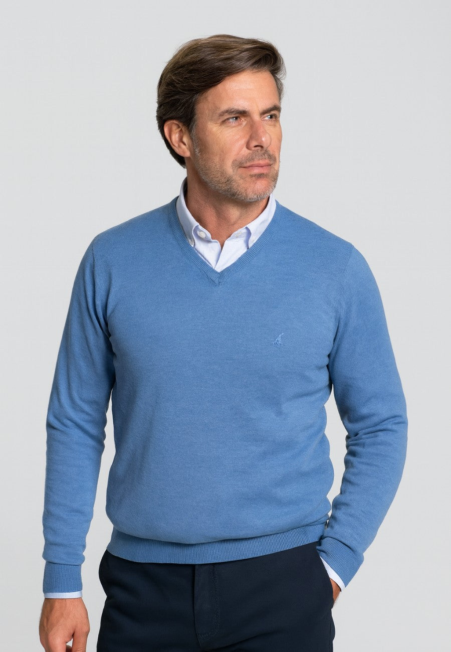 Jersey Básico cuello de pico en color azul índigo