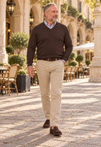 Jersey cuello de pico Cashmere Touch Color marrón