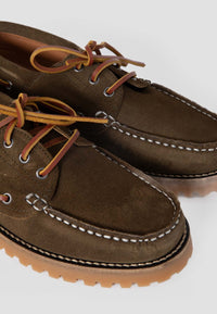 Nautico serraje de cuero color kaki