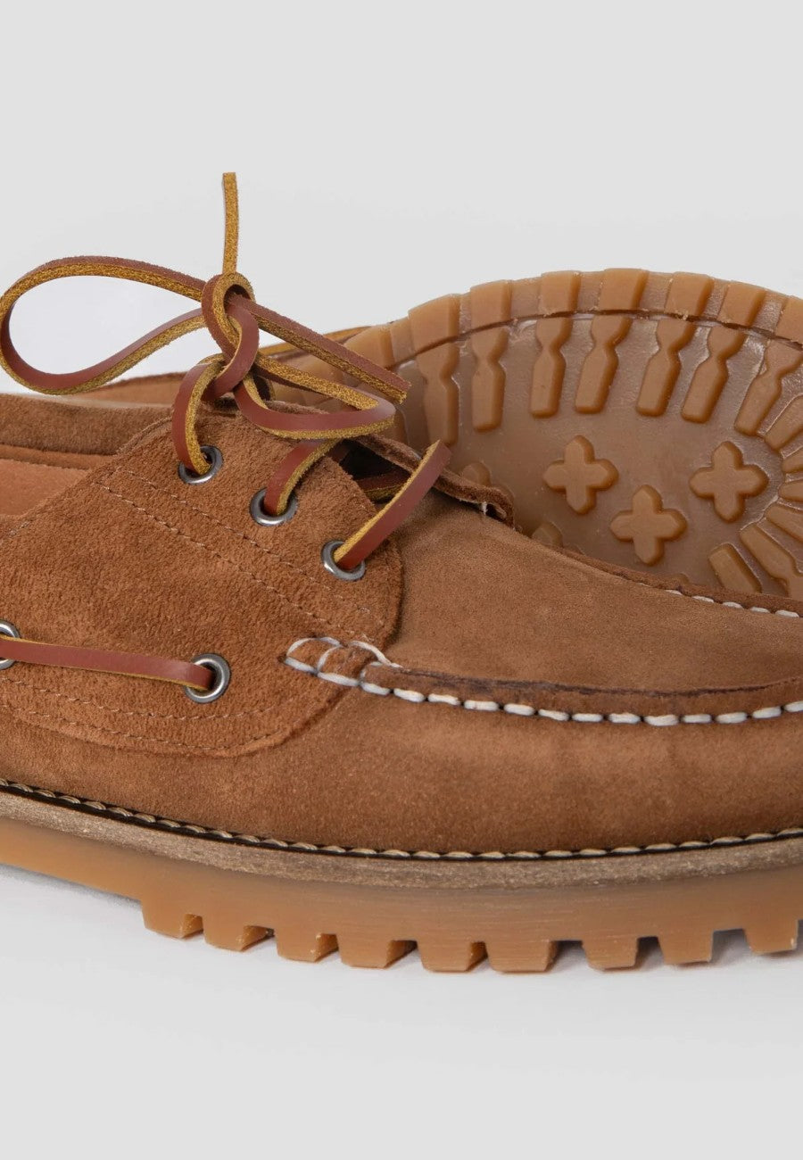 Nautico serraje de cuero marrón