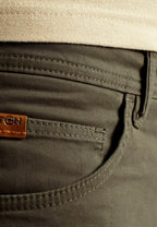Pantalón de hombre tipo Tejano Elástico Verde - Potes en testimu.com de T'estimu Moda