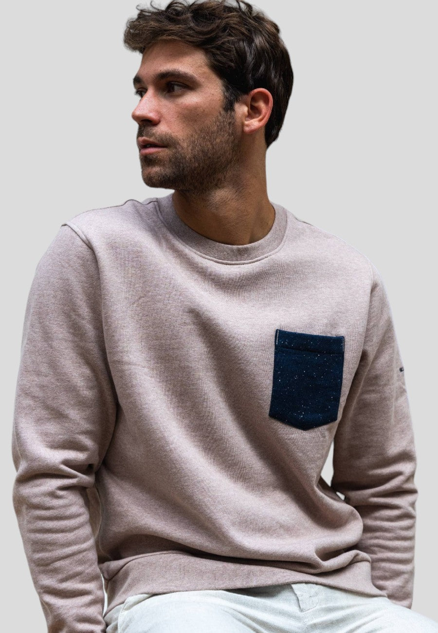 Sudadera gris con bolsillo de algodón orgánico en testimu.com de T'estimu Moda