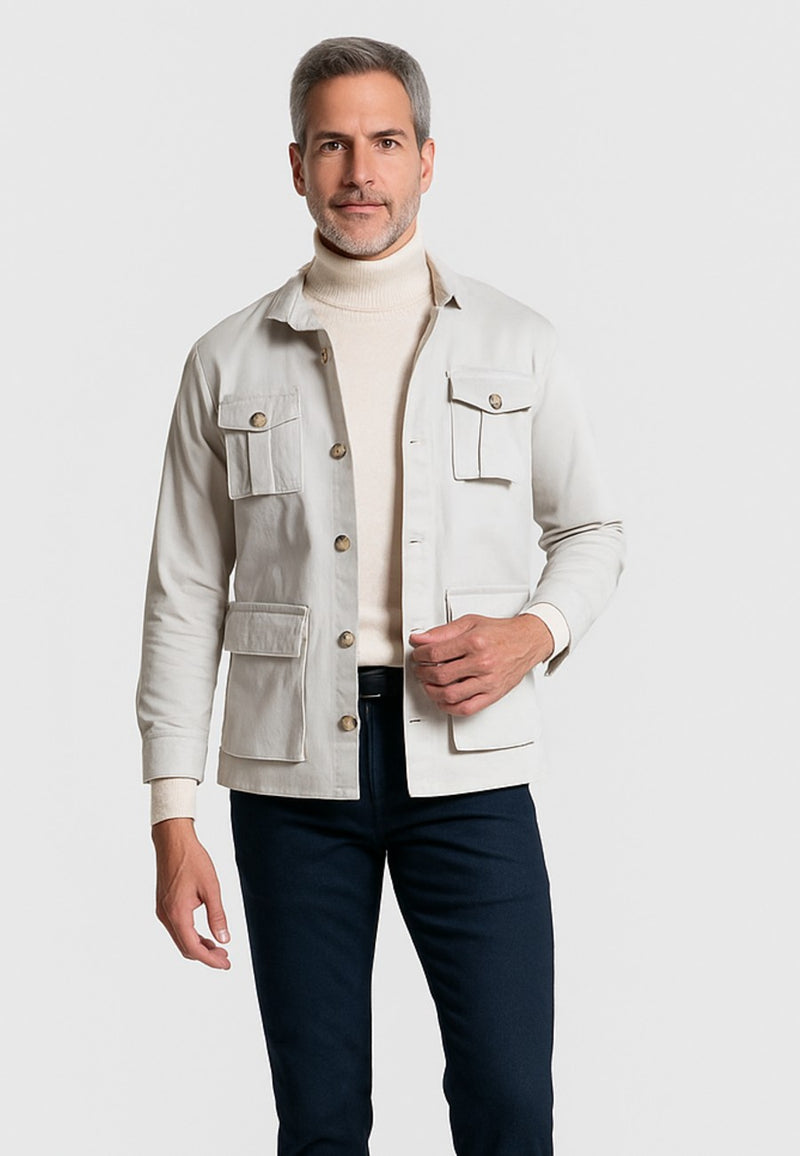 Sahariana con cinturón de hombre color hueso