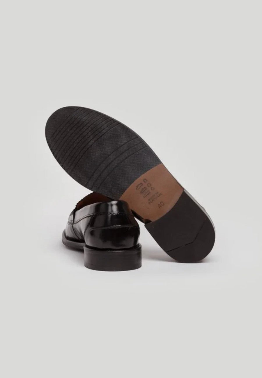 Zapatos Castellanos de piel negros para hombre