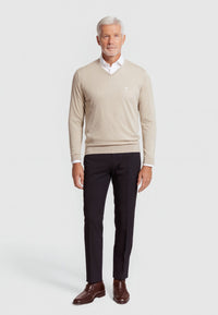 Jersey Básico cuello de pico en color hueso