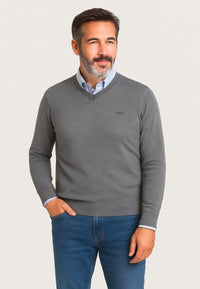 Jersey de punto con cuello de pico para hombre