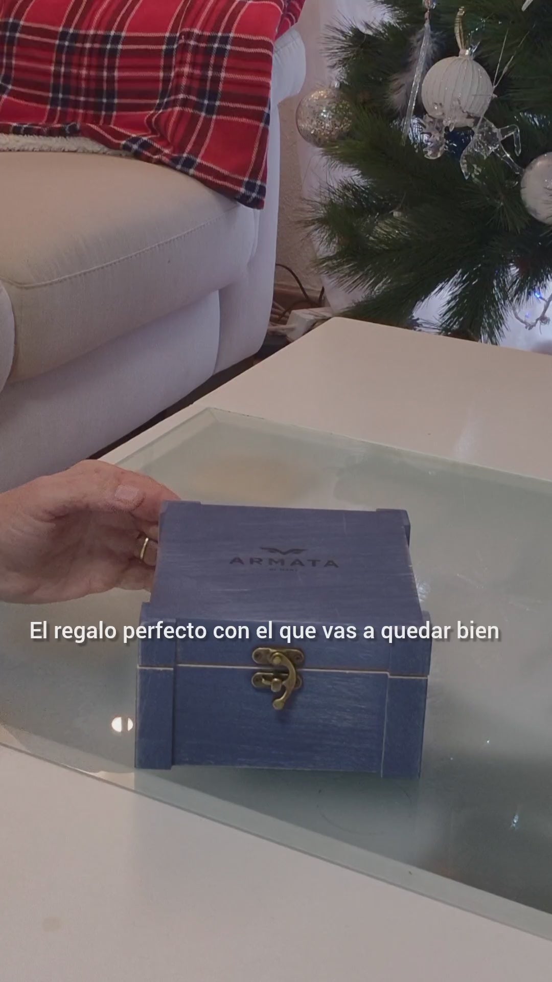 Cinturón de cuero azul oscuro con caja de madera, ideal para regalo