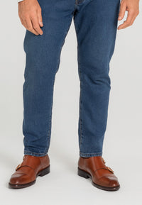 Zapatos de cuero con hebillas de color marrón