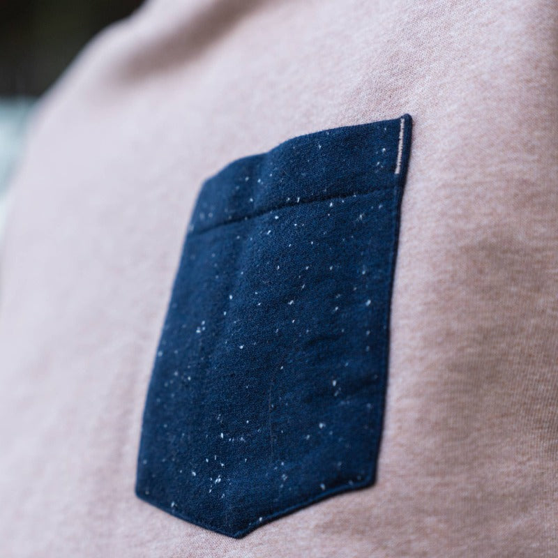 Sudadera gris con bolsillo de algodón orgánico en testimu.com de T'estimu Moda